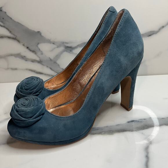Anthropologie Miss Albright | Women's Blue Suede Rosette Melia Heels Sz 8 - Picture 3 of 7